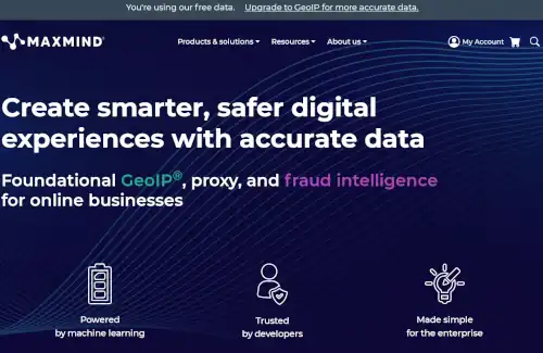MAXMINDのページ右上にアカウントがあります。